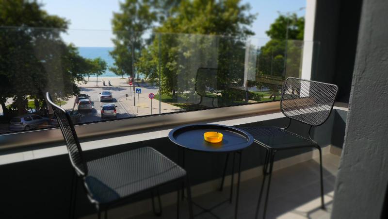 Deluxe Double Room with Balcony and Sea View image 1