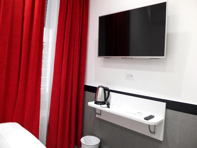 Single Room - Disability Access image 4