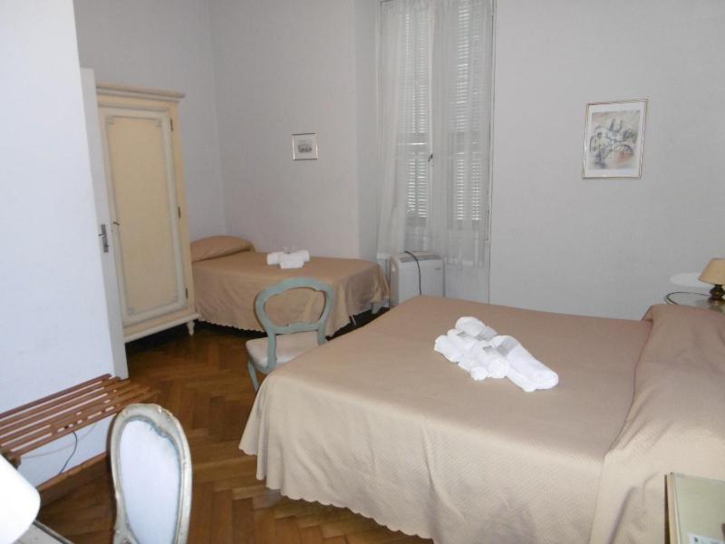 Triple Room image 4