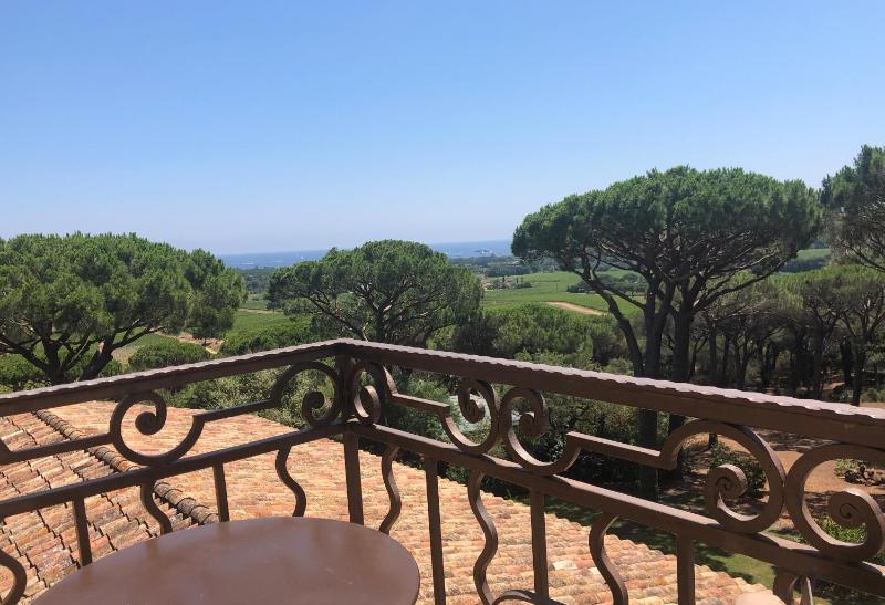 Double Room Le Colombier image 3