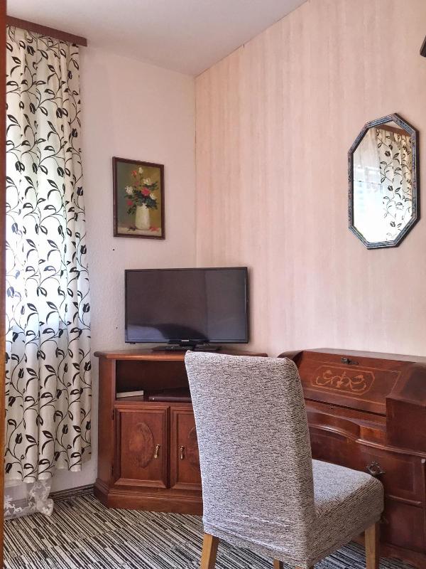Single Room image 1