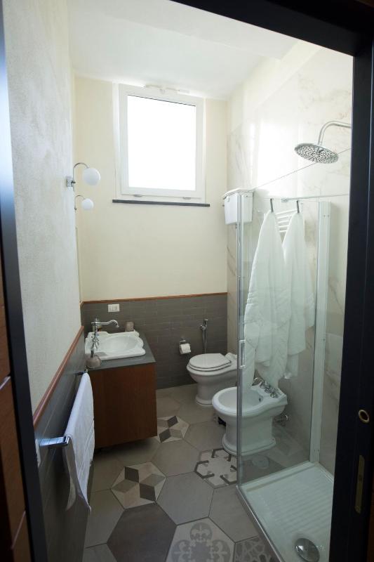 Deluxe Apartment image 3
