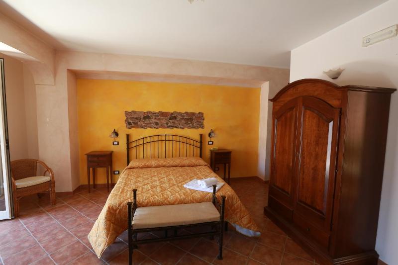 Single Room image 1