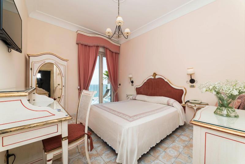 Hotel Il Nido - image 4