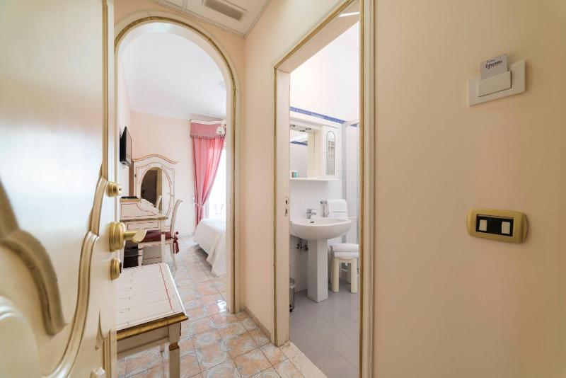 Hotel Il Nido - image 25