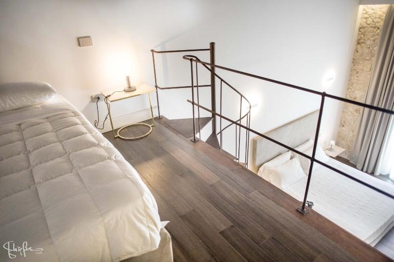 Deluxe Triple Room image 3