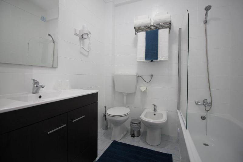Apartamentos Gaivota Holidays - image 10