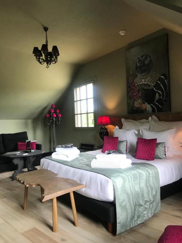 Executive Suite image 3