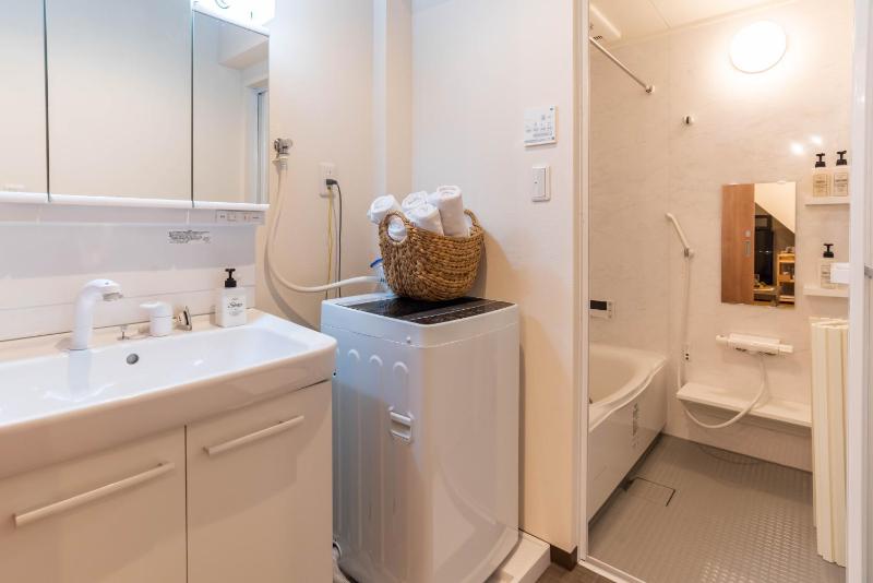 Bijou Suites Naniwa - image 12