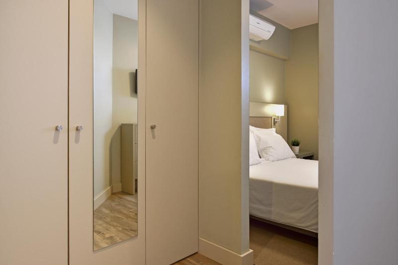 Premium One-Bedroom Apartment with Balcony and Pool View image 3
