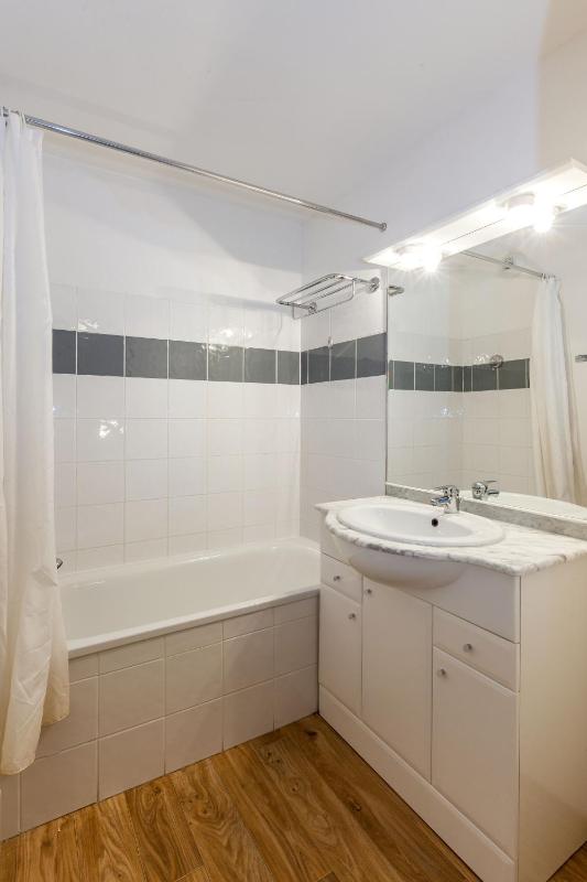 One-Bedroom Apartment (2-6 People) image 4