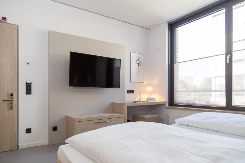 Double Room image 2