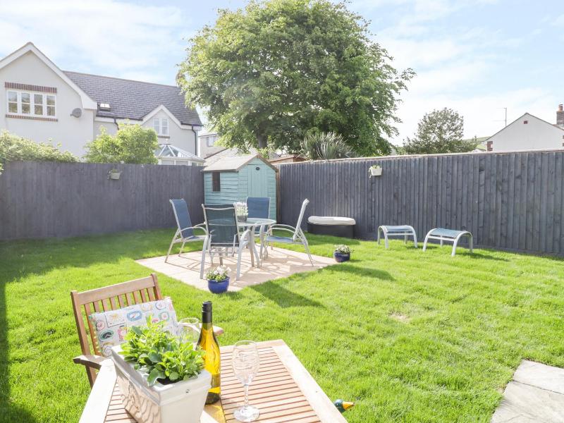 Duck Cottage - image 38