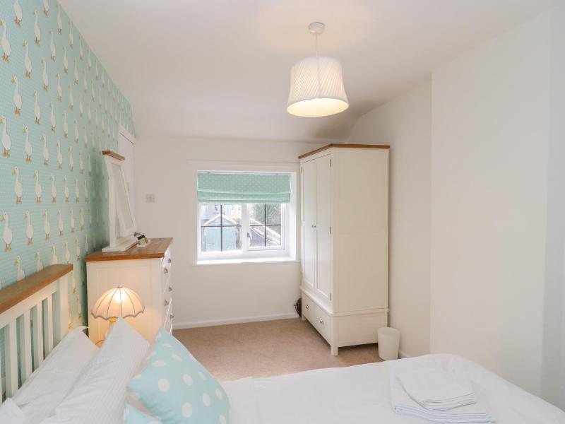 Duck Cottage - image 26
