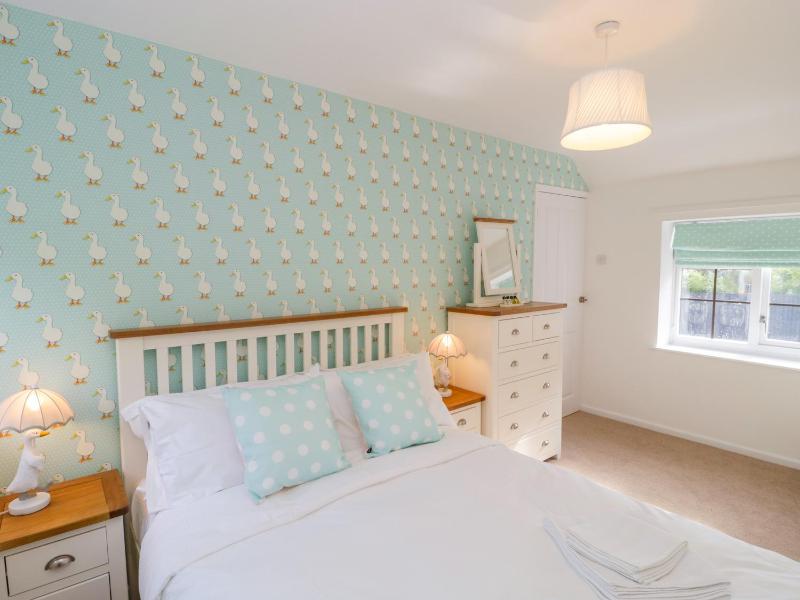 Duck Cottage - image 19