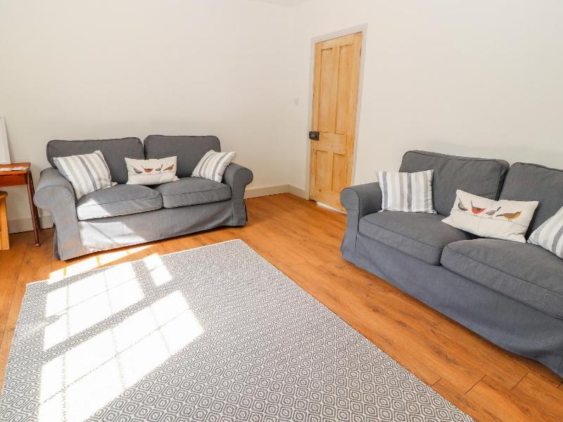 Well House Farm Flat 1 - image 7