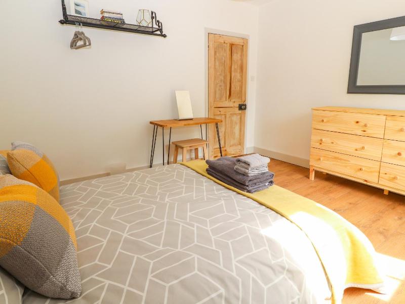 Well House Farm Flat 1 - image 18