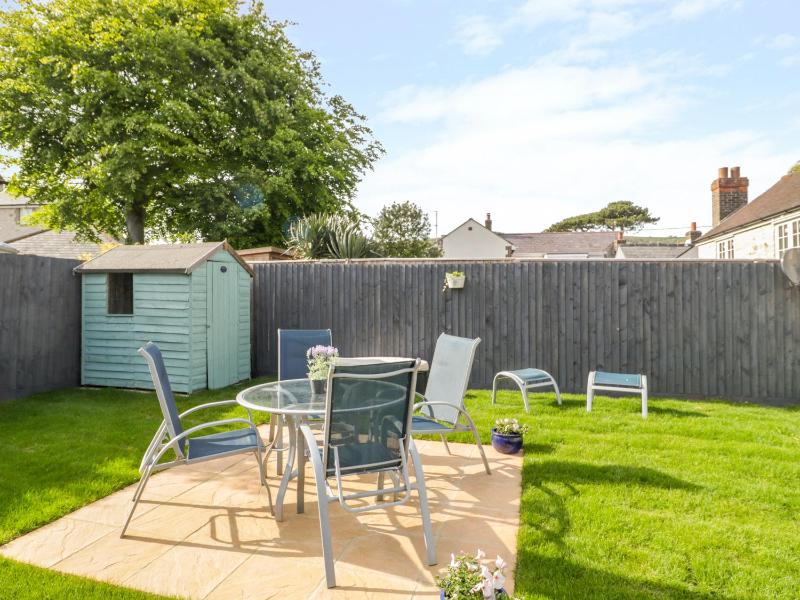 Duck Cottage - image 18