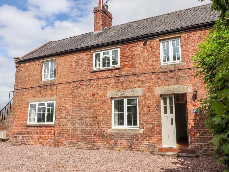 Well House Farm Flat 2 - image 11