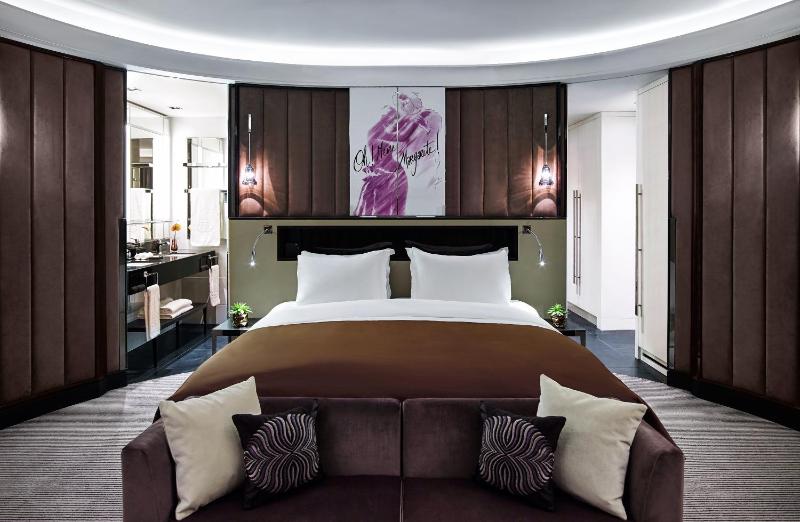 Classic Queen Room image 3