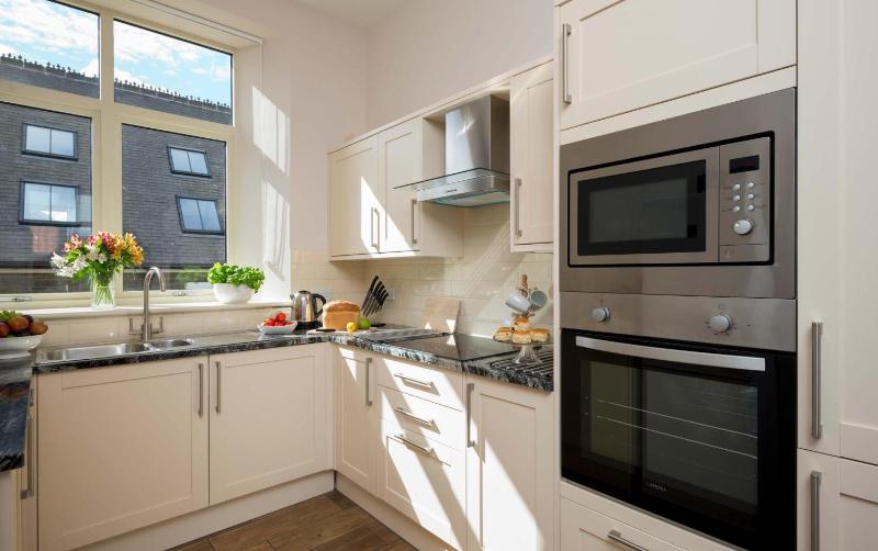 Sunday Cottage - image 17