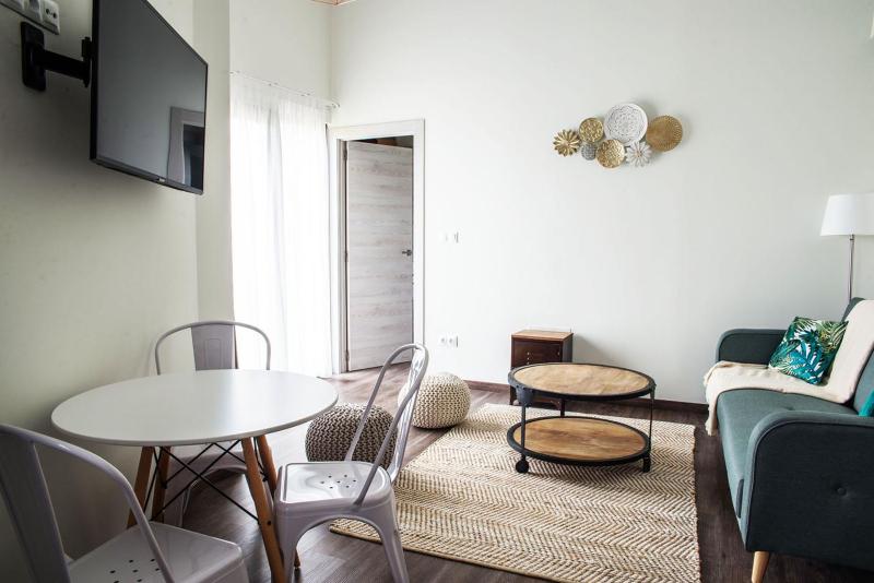 One-Bedroom Apartment with Balcony image 4