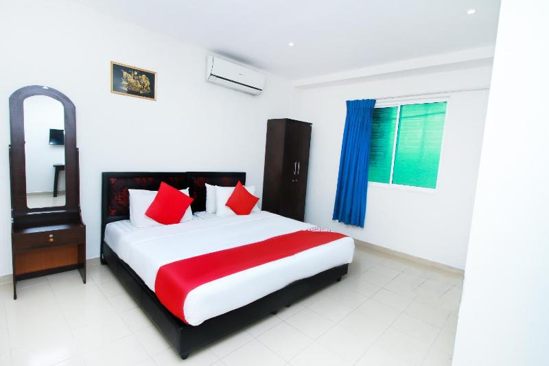 Deluxe Double Room image 1