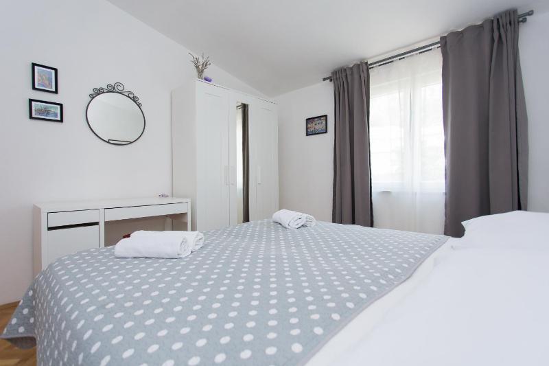 Apartments Pinery - image 12
