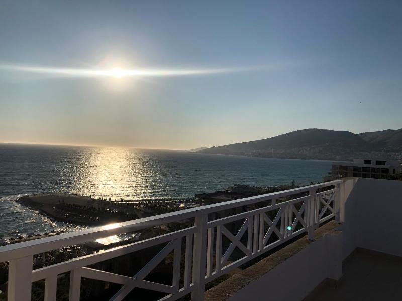 Suite with Sea View image 1