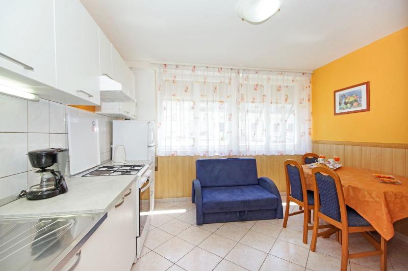 Apartments Mise - image 9