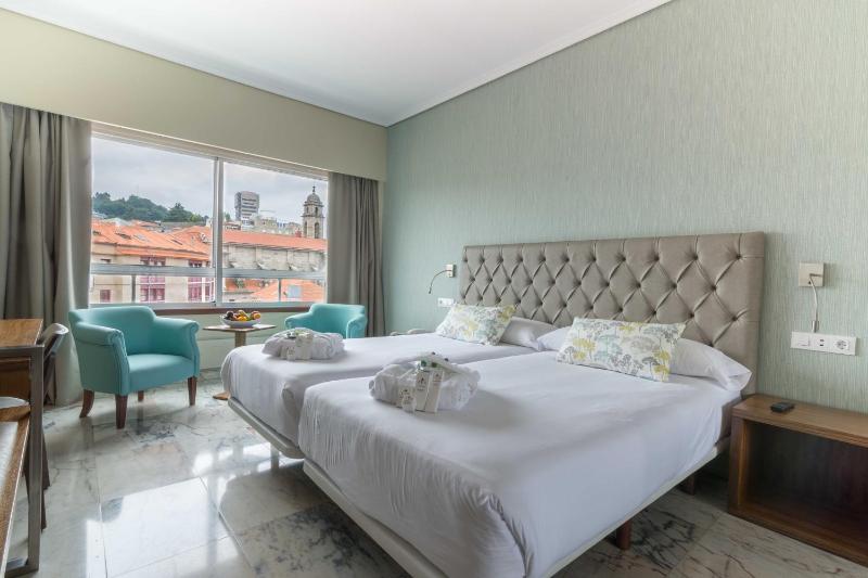 Double or Twin Room image 3