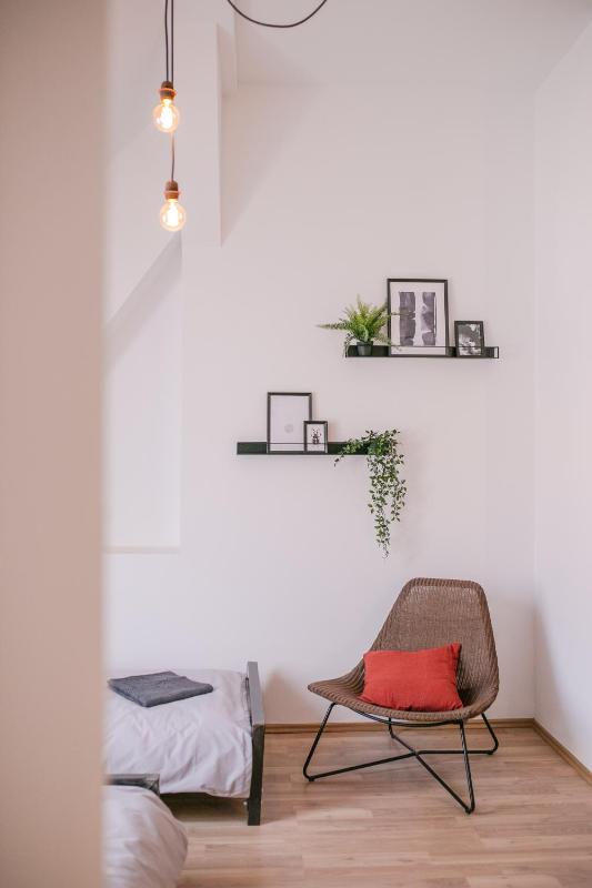 Quadruple Room with Shared Bathroom image 4