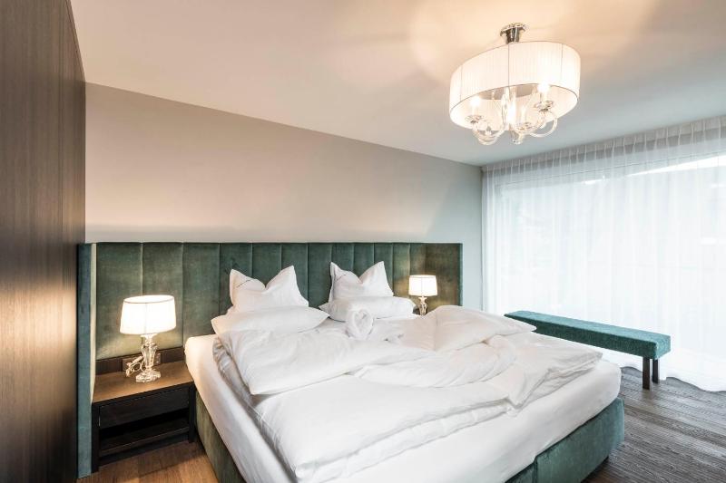 Suite with Mountain View image 2