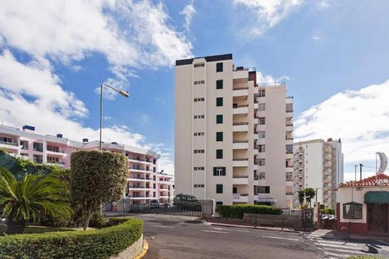 Apartment with Sea View image 4