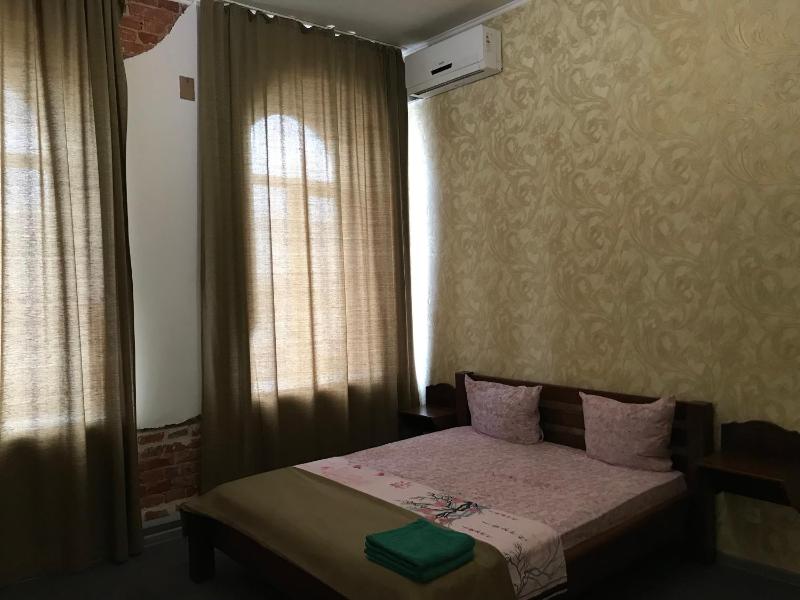 Studio Apartment image 4