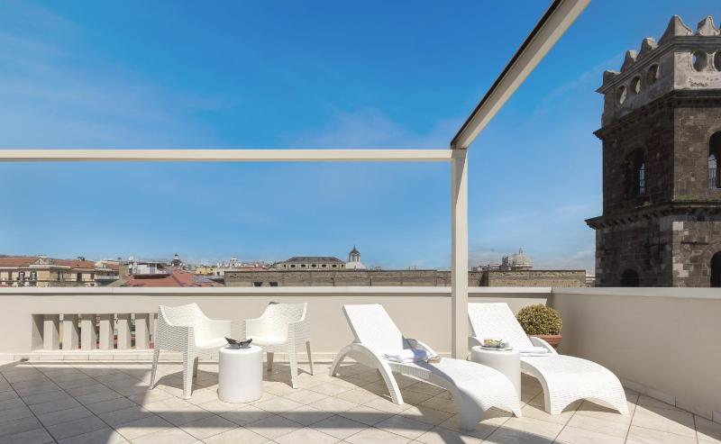 Junior Suite image 2