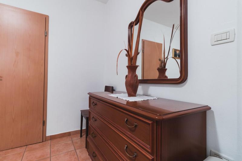 One Bedroom image 4
