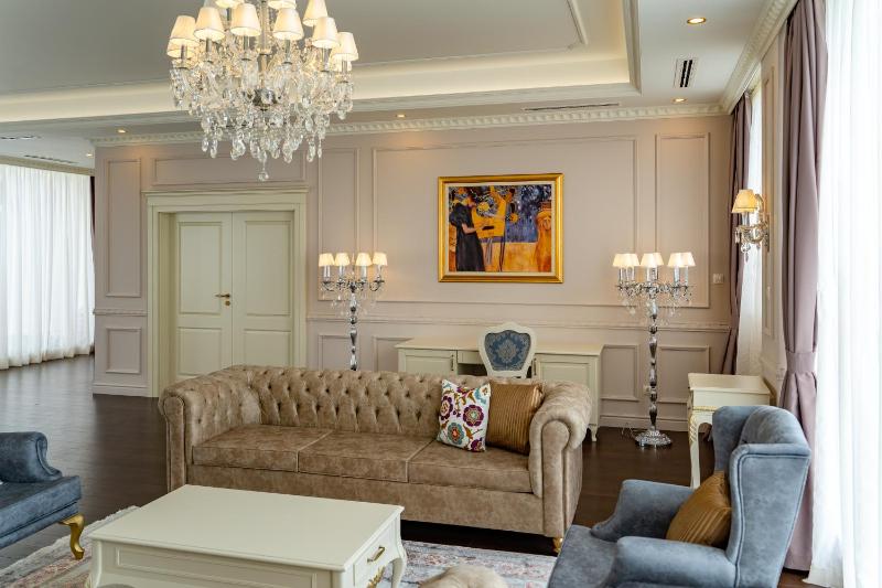 Exclusive Two-Bedroom Penthouse Suite with Private Pool and Sea View - Free SPA Access image 3