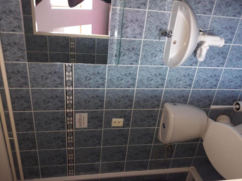 Deluxe Double Room with Extra Bed image 4