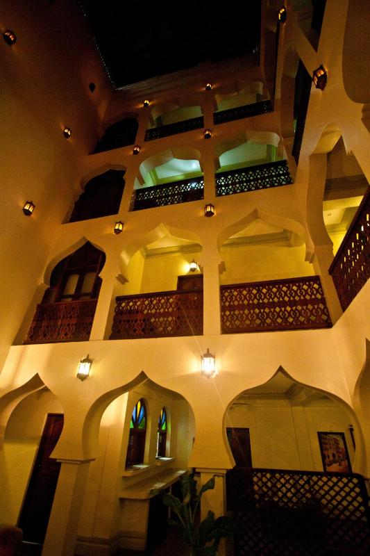 Asmini Palace Hotel - image 10