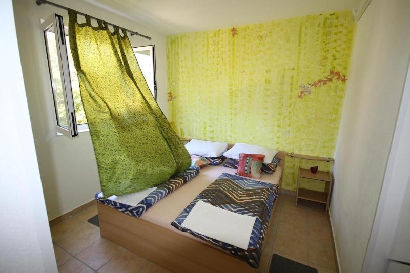 One-Bedroom Apartment with Balcony image 3