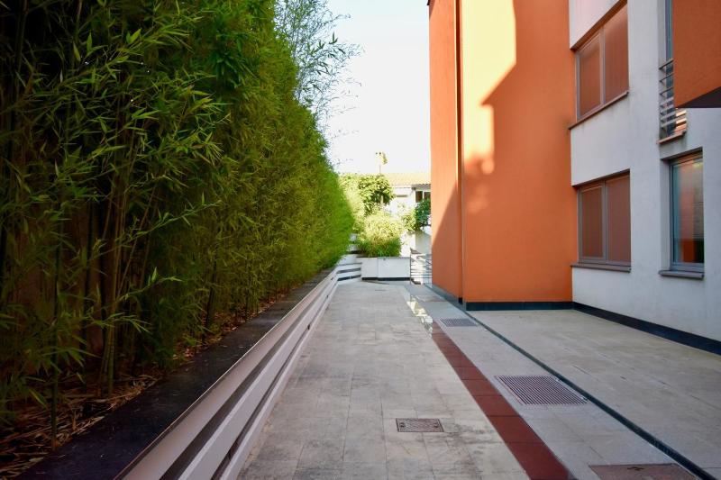 Amazing luxury apartment 200 m from the beach - image 10
