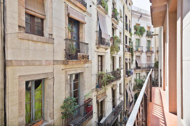 Two-Bedroom Apartment with Balcony image 1