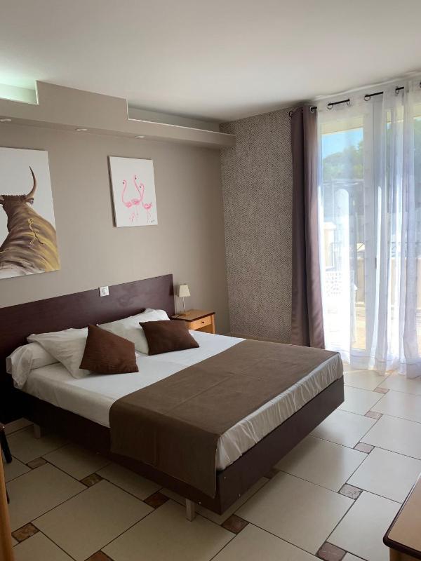 Double or Twin Room image 1