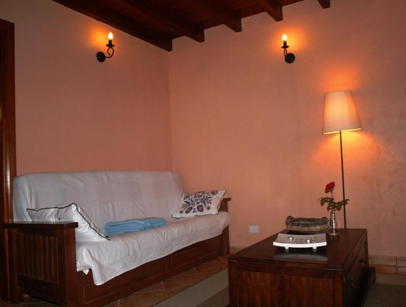 One-Bedroom House image 3