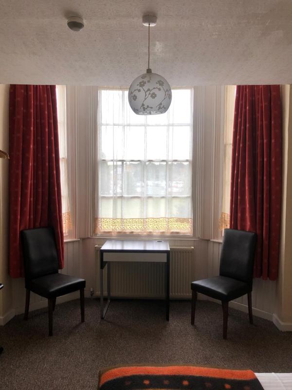 Single Room image 2