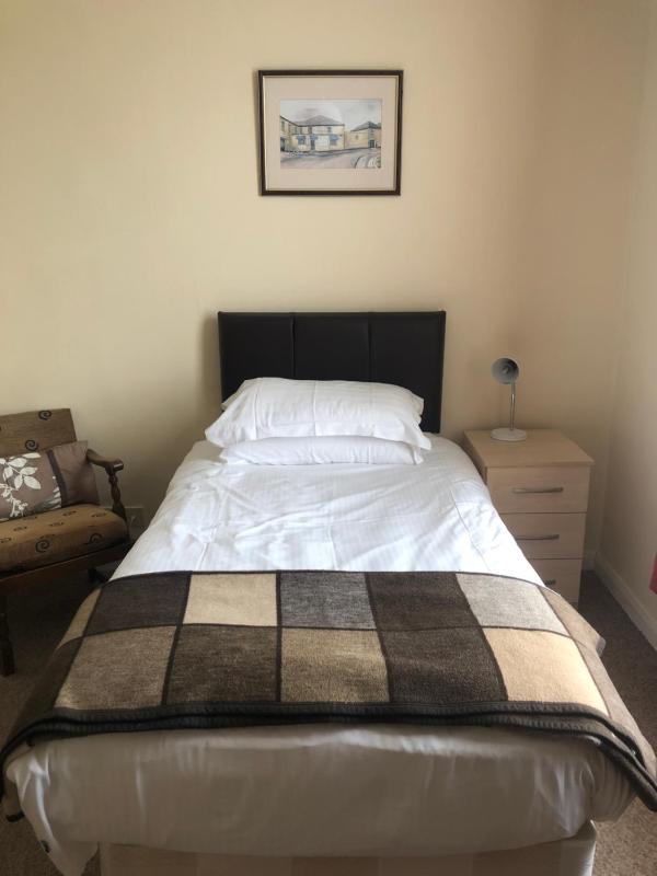 Single Room image 1