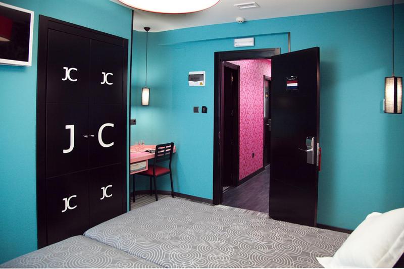 Superior Double Room image 4