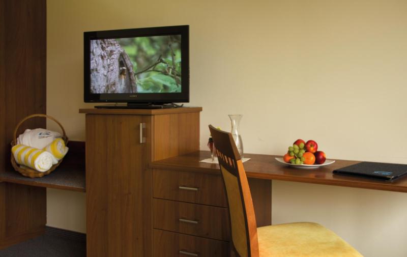 Double Room image 3