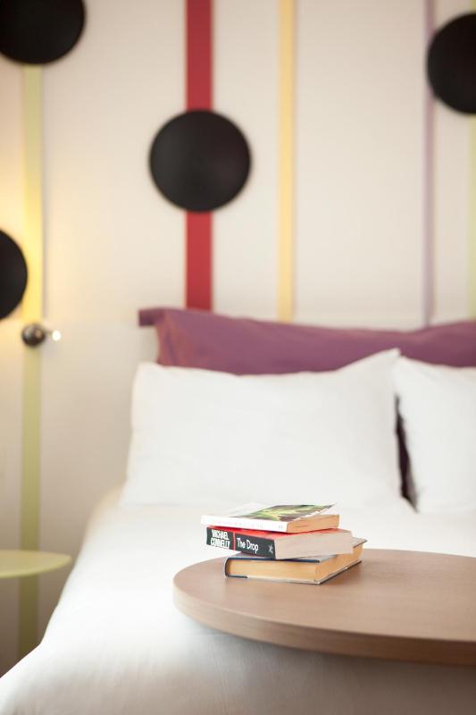 Standard Room with 1 Double Bed - Breakfast included image 3